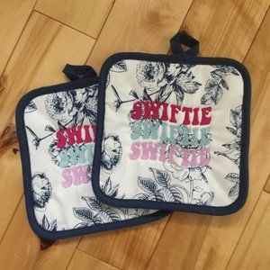 Swiftie embroidered retro pot holders - fun gift for Taylor Swift fans